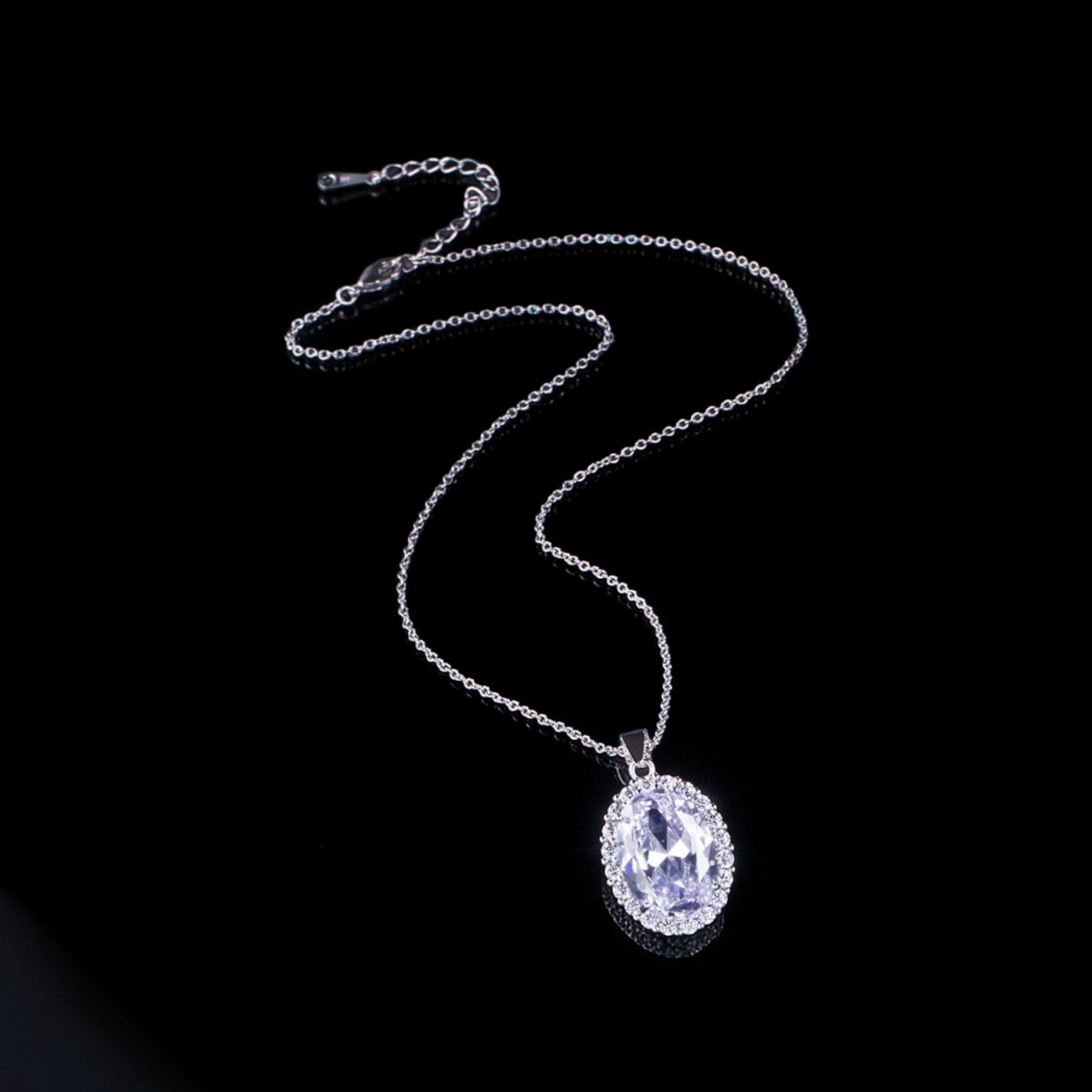 The Eternal Oval Necklace