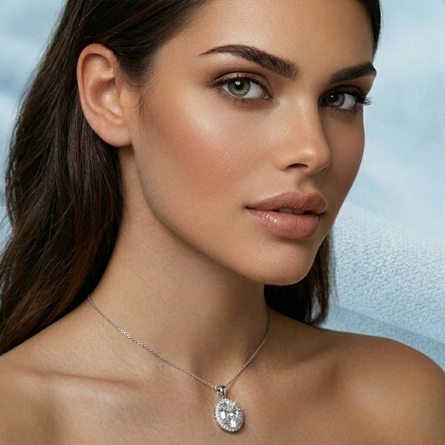 The Eternal Oval Necklace